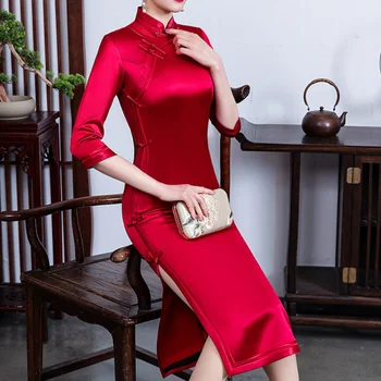 Kitajski Tradicionalni Izboljšano Mandarin Ovratnik Cheongsam Rdeče Strani Split Obleko Formalno Stranko Obleke Dolgo Letnik Gumb Vestidos