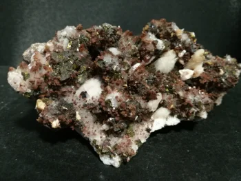 475.7 gNatural crystal, saliferous železove rude, kalcita, paragenetic mineralnih vzorcev