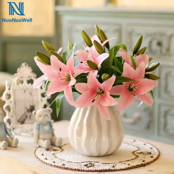 NuoNuoWell 5xLifelike Lily Umetno Šopek Ponaredek Cvetje, Poročne Matične Cvetlični Dekor Pravi Dotik Mehke Plastike Cvetje