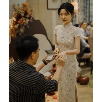 Šampanjec Čipke Cvetlični Kitajski Dama Mandarin Ovratnik Cheongsam Kratkimi Qipao Letnik Gumb Morska Deklica Nevesta Poročni Obleki